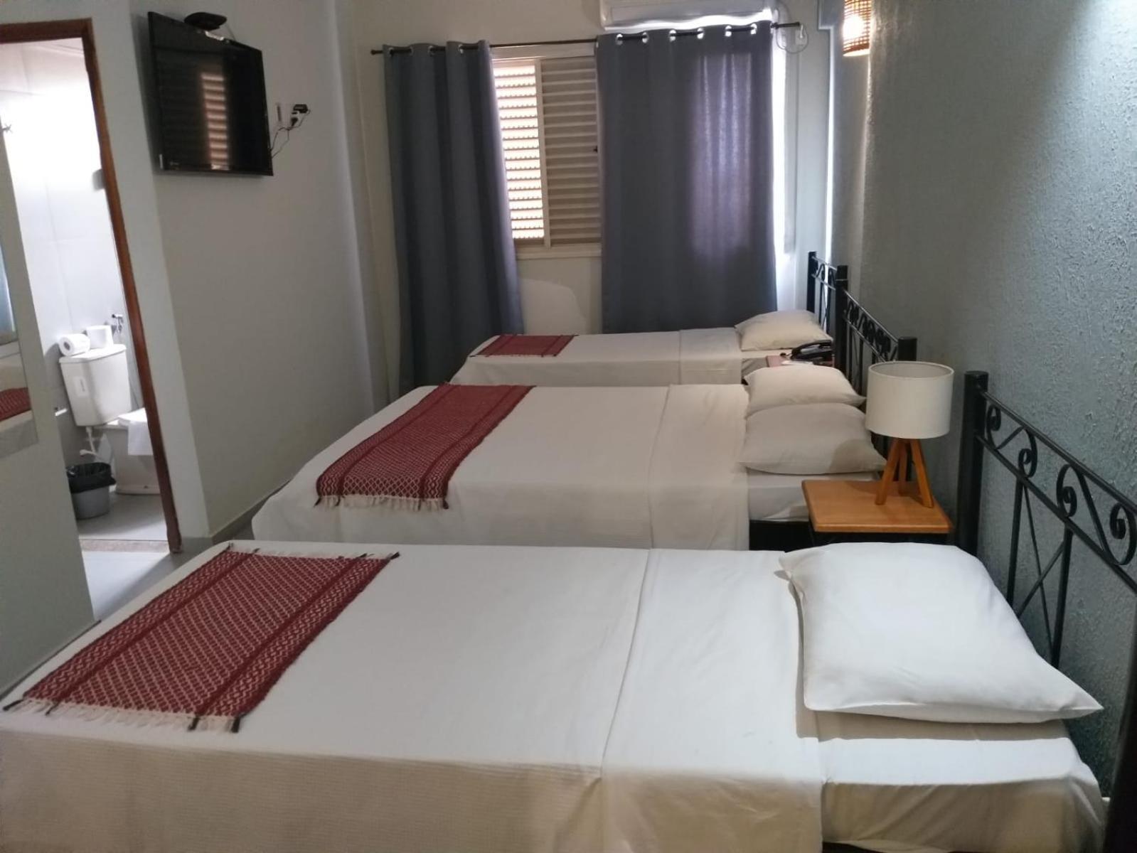 Palace Hotel Tres Poderes Frutal Екстериор снимка