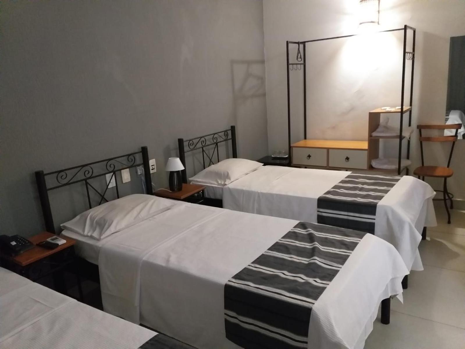 Palace Hotel Tres Poderes Frutal Екстериор снимка